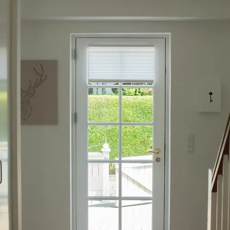 Ferienhaus House In Park Filled With Charm *