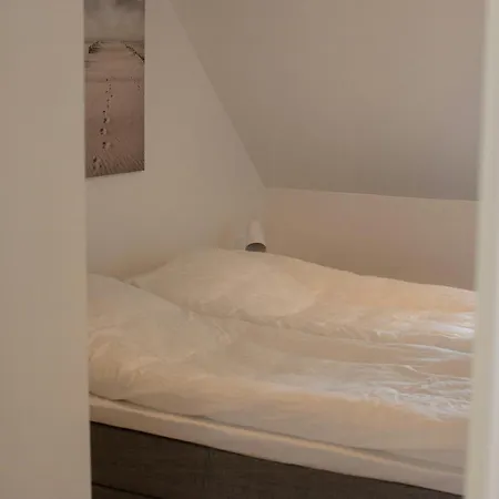 Ferienhaus House In Park Filled With Charm