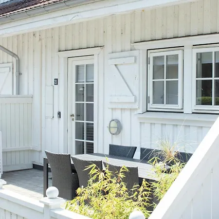 House In Park Filled With Charm Ferienhaus Rørvig