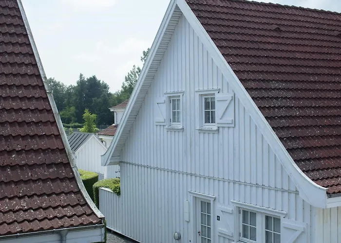 House In Park Filled With Charm * Rørvig